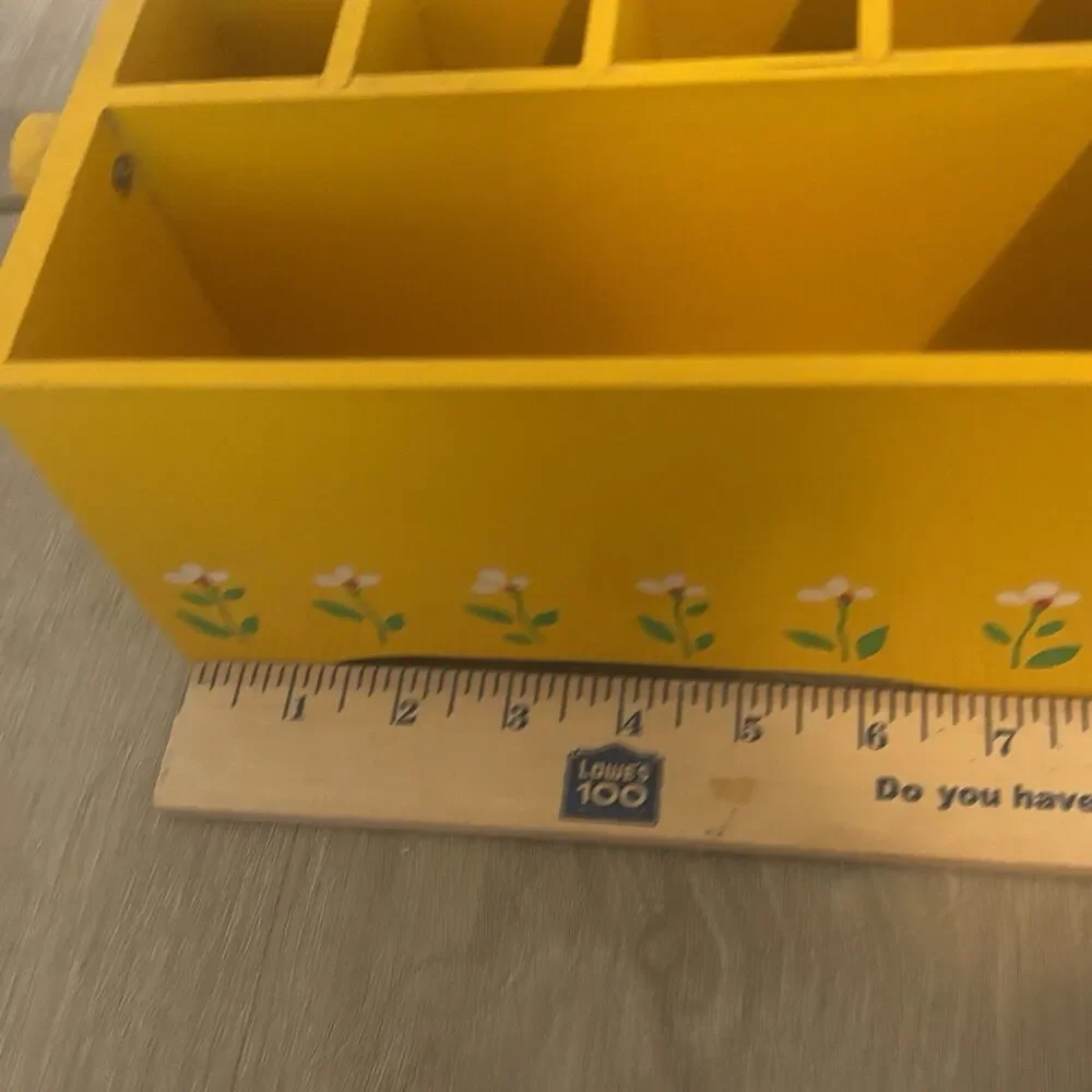 Vtg 1984 Teleflora Yellow Wooden Handle Caddy Desk Organizer Flower Crate 8in